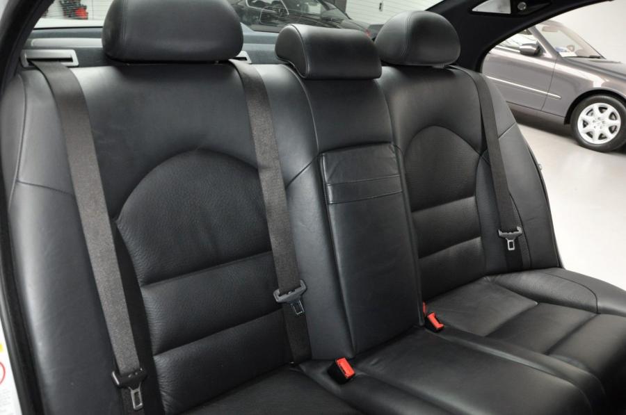 Интерьер BMW M5 (E39) 2001 года  (EU) (фото 38 из 50)